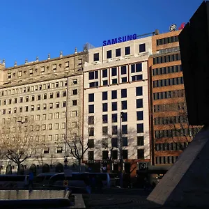 Olivia Plaza Барселона