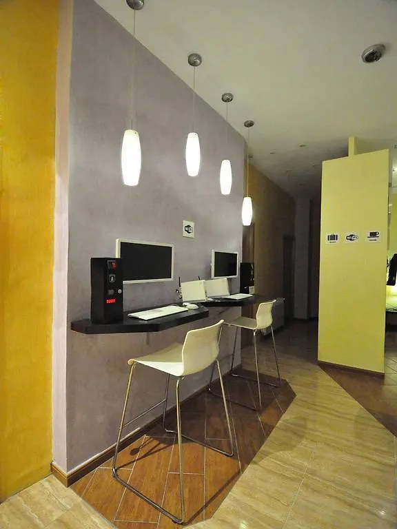 Barcelona Gotic Guesthouse 0*,